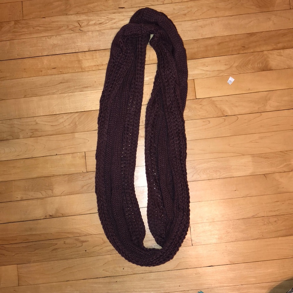infinity scarf - Picture 3 of 4